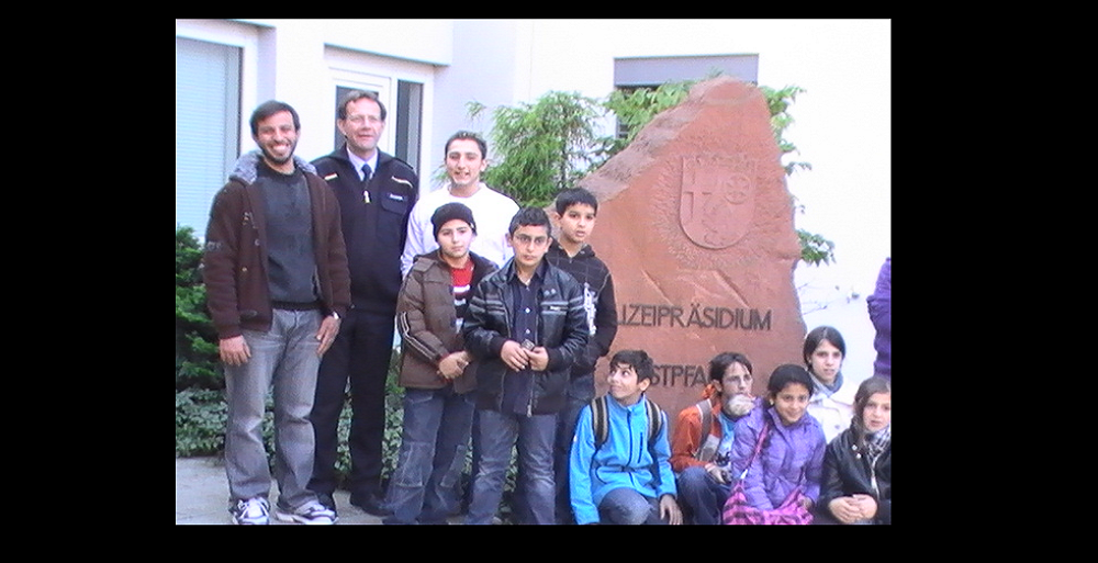 Arabisch-Schule besucht Polizei